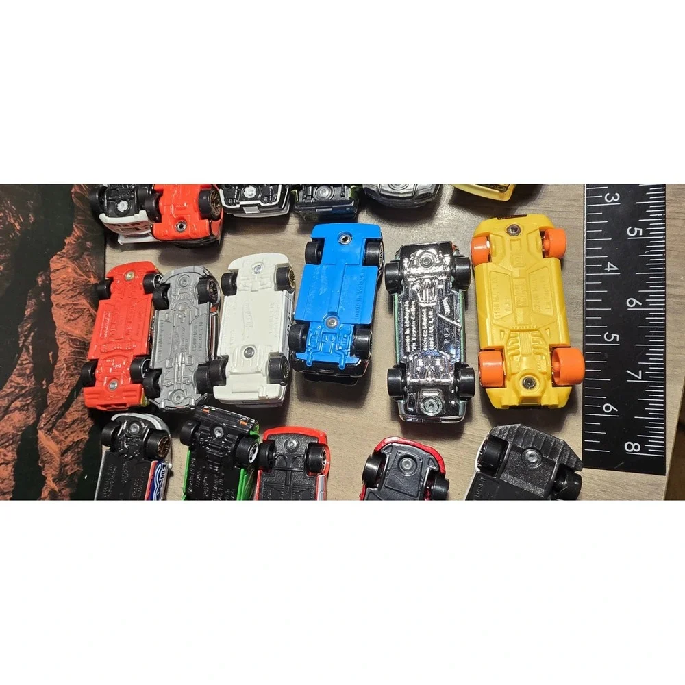 Hot Wheels LOT 16 Cars Trucks Vintage Honda Nissian Subaru Madza Toyota Loose HW